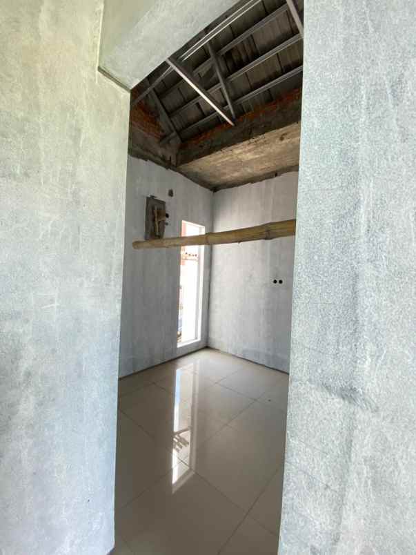 hunian eksklusif di puncak perbukitan