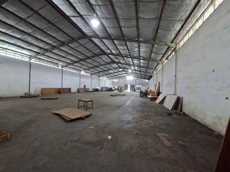 jual dua unit gudang berdampingan