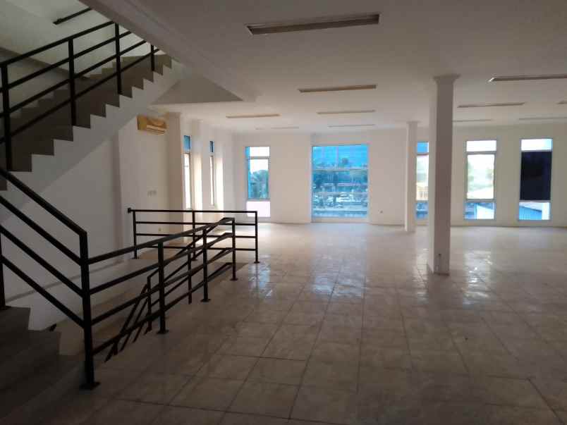 jual gudang kantor daan mogot