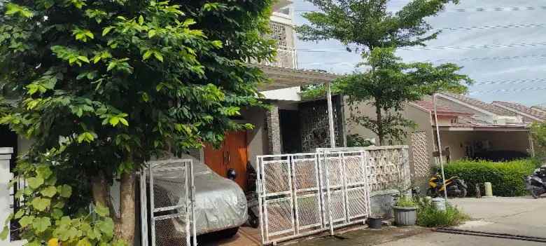 jual rumah asri nyaman dan hook di cinere depok