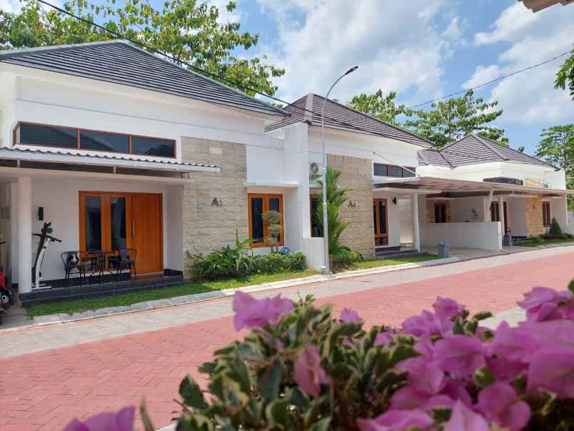 jual rumah limasan modern dalam perumahan elit klaten