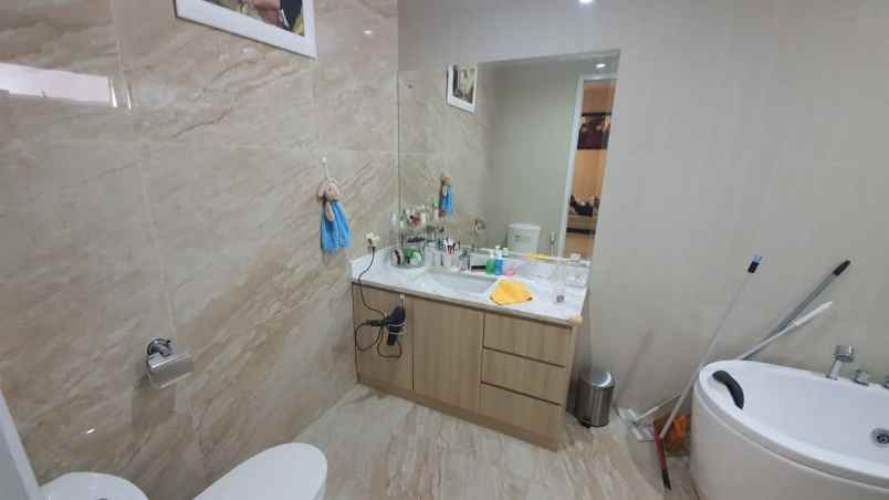 jual rumah mewah baru muara karang jak ut