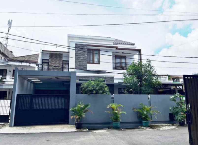 jual rumah radio dalam gandaria utara kebayoran baru