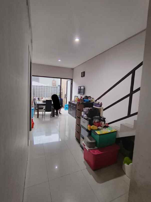 komplek cijawura girang dekat hotel ghotic