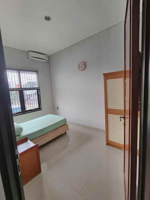 komplek cijawura girang dekat hotel ghotic