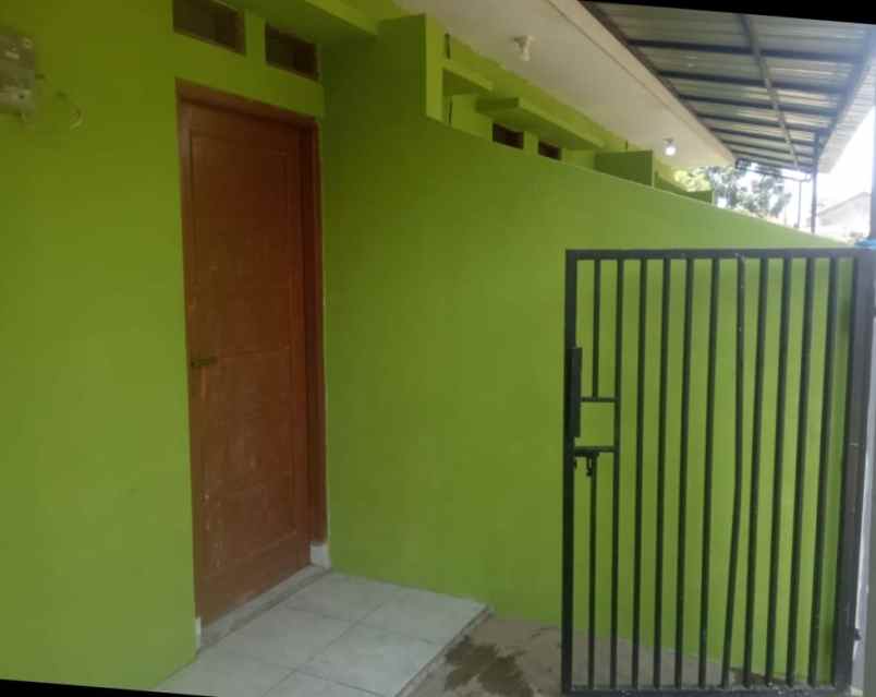 kost d jual strategis murah