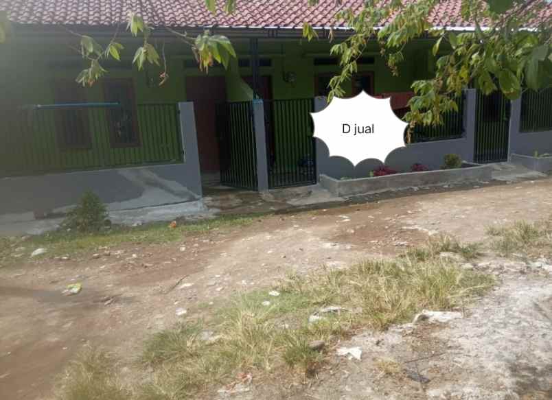 kost d jual strategis murah