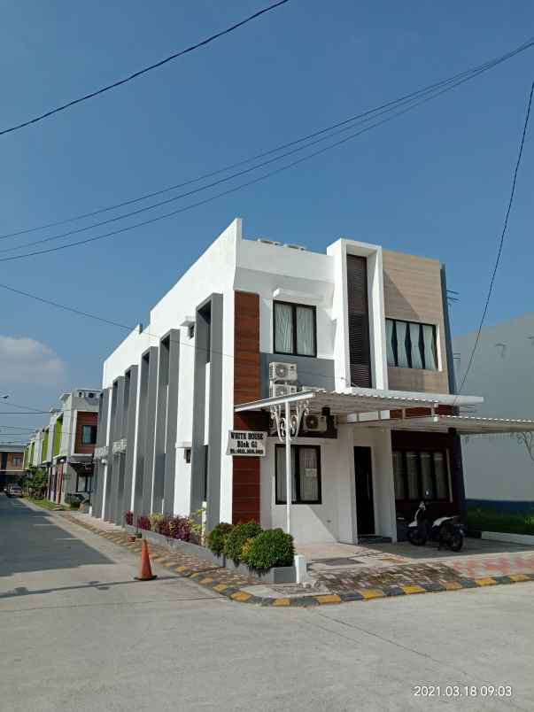 kost jl galuh mas karawang barat