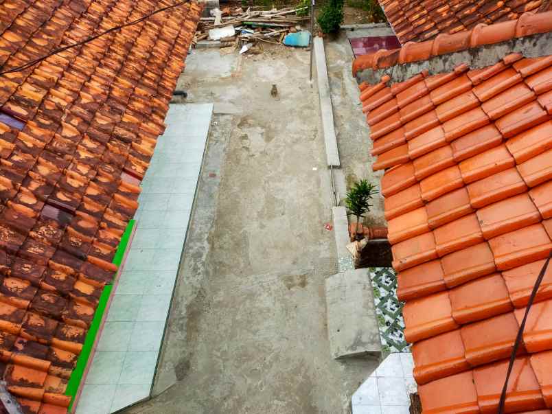 kost setrategis isi full
