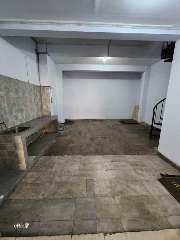 ruko bagus disewakan di arana harapan indah bekasi