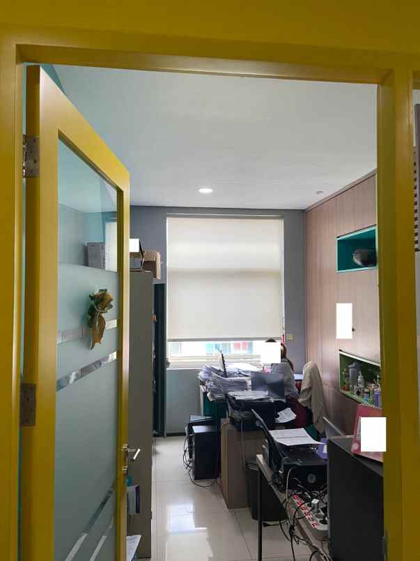 ruko gudang kantor kirana boutique