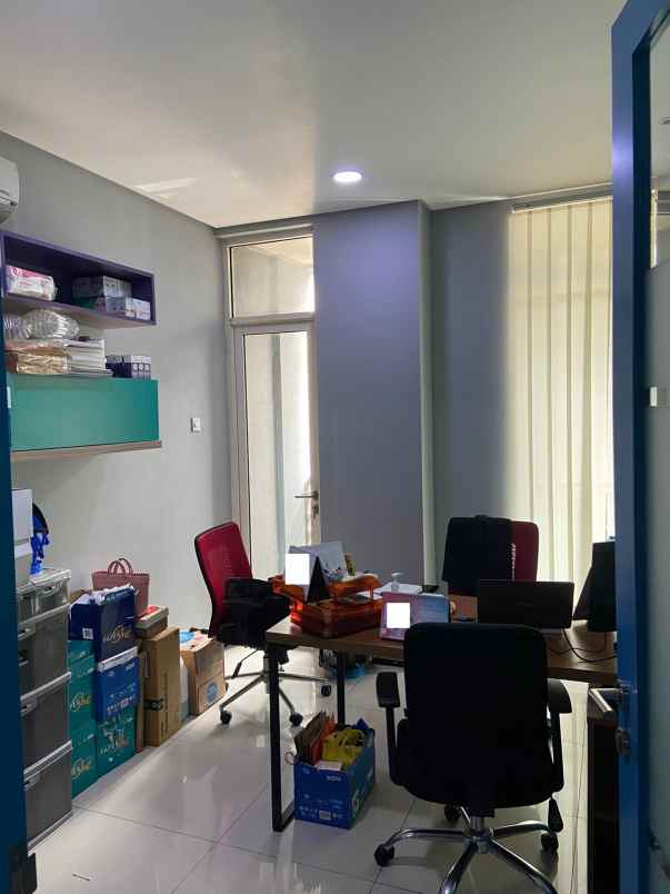 ruko gudang kantor kirana boutique