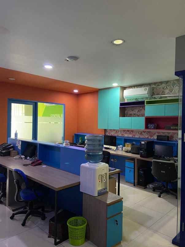 ruko gudang kantor kirana boutique