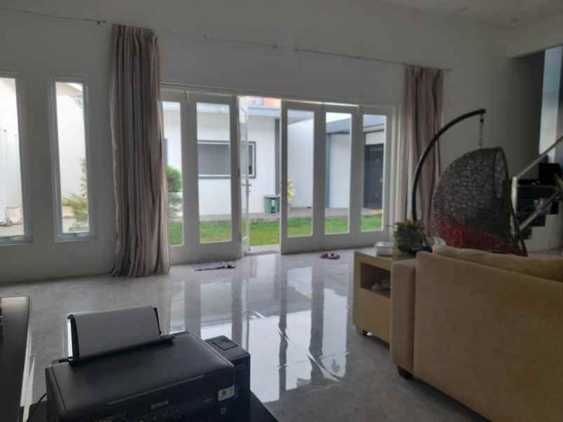 rumah 2 lantai siap huni di labuhan dalam shm
