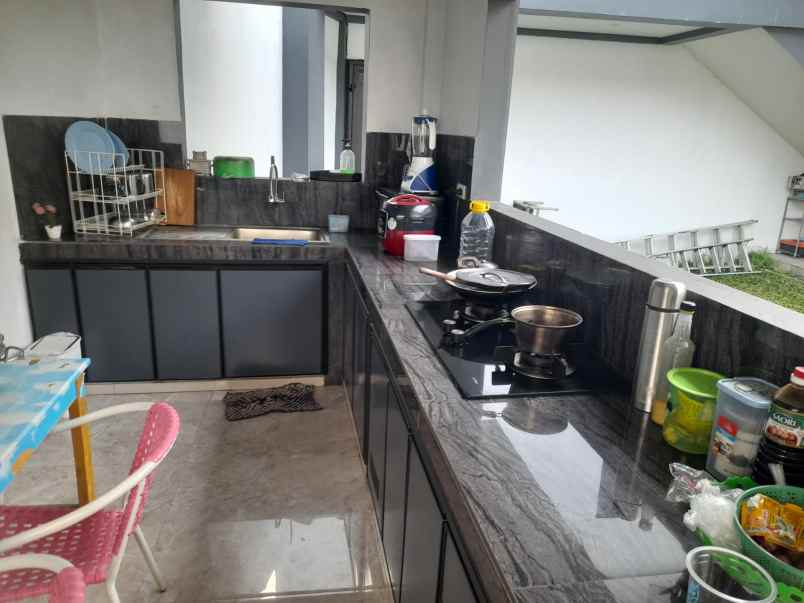 rumah 2 lantai siap huni di labuhan dalam shm