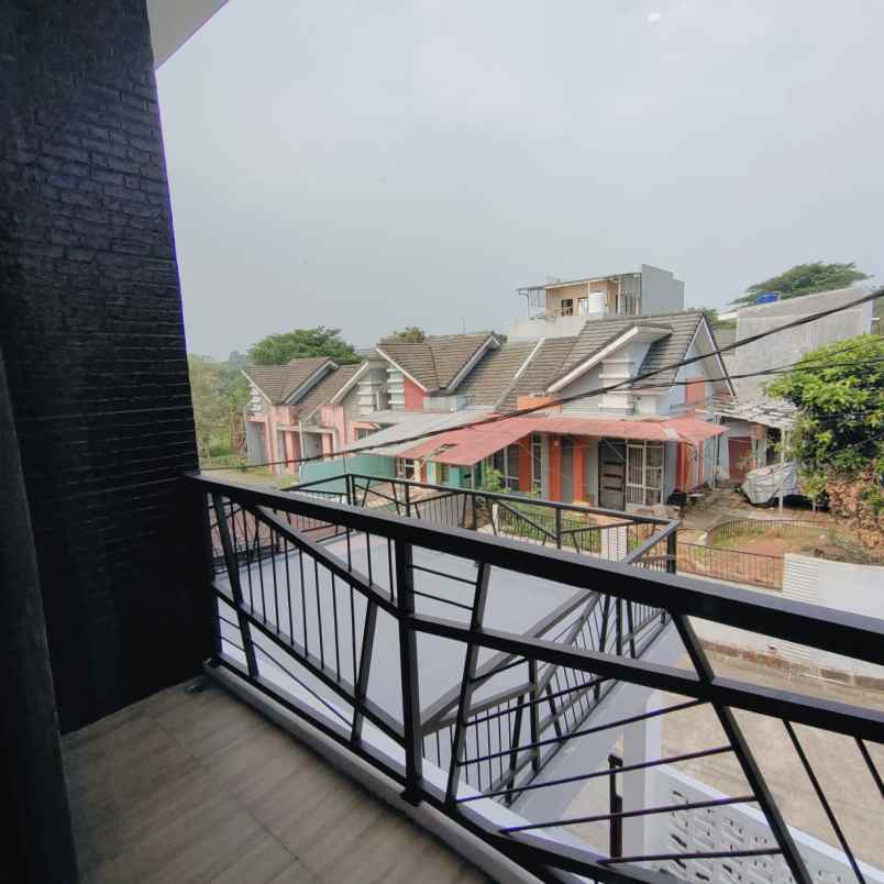 rumah 2 lt siap huni strategis nempel pemkot tangsel