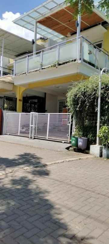 rumah bagus semi furnished di padasuka bandung