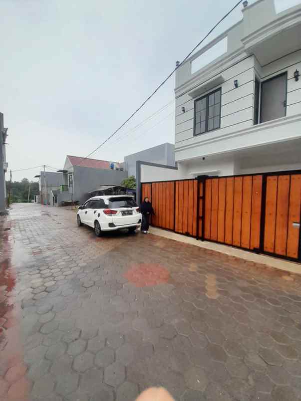 rumah baru dalam cluster di cilangkap cipayung jaktim