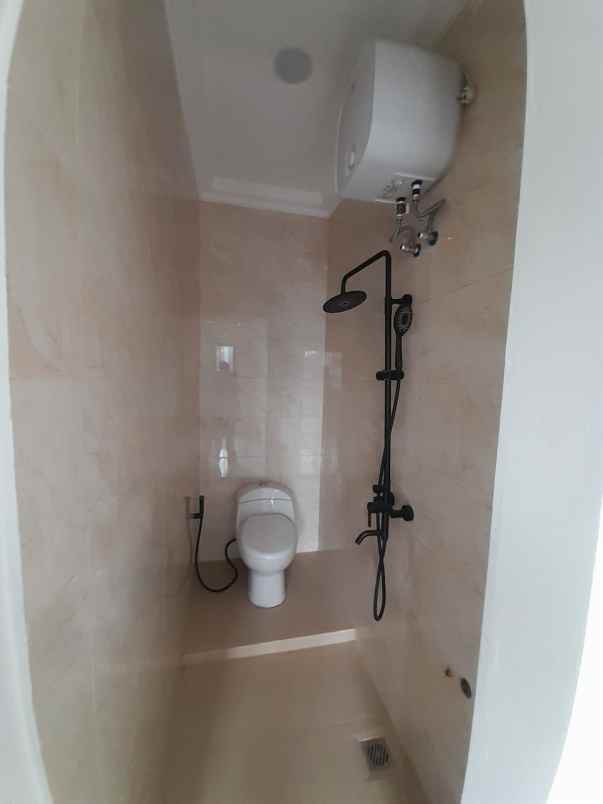 rumah baru dalam cluster di cilangkap cipayung jaktim