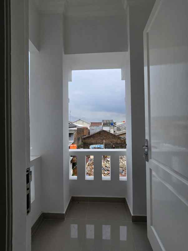 rumah baru dalam cluster di pondok kopi jaktim