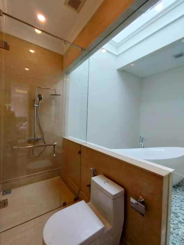 rumah baru jakarta selatan kebayoran