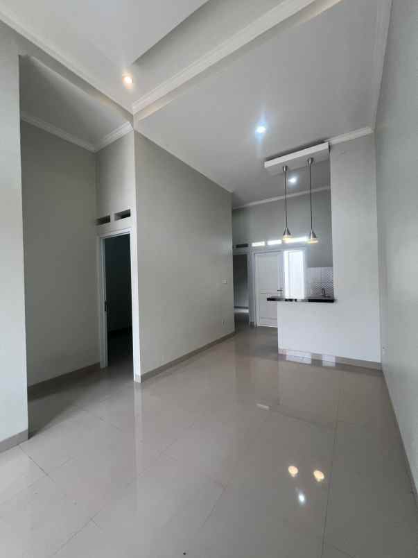 rumah baru siap huni dekat jalan raya kodau bekasi