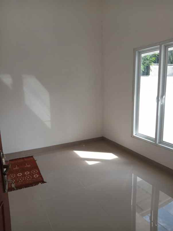 rumah baru tanah luas jatisampurna bekasi