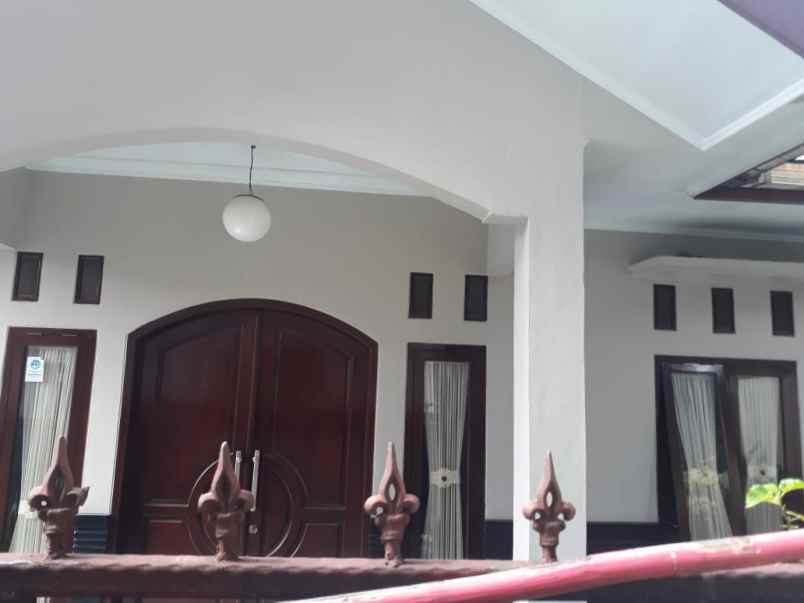 rumah cantik 1 lt 1 3 m di beji tanah baru depok