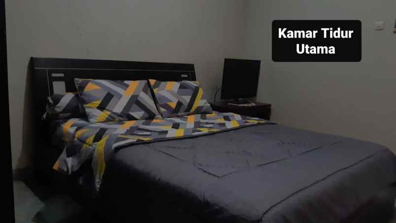 rumah cantik 1 lt 1 3 m di beji tanah baru depok