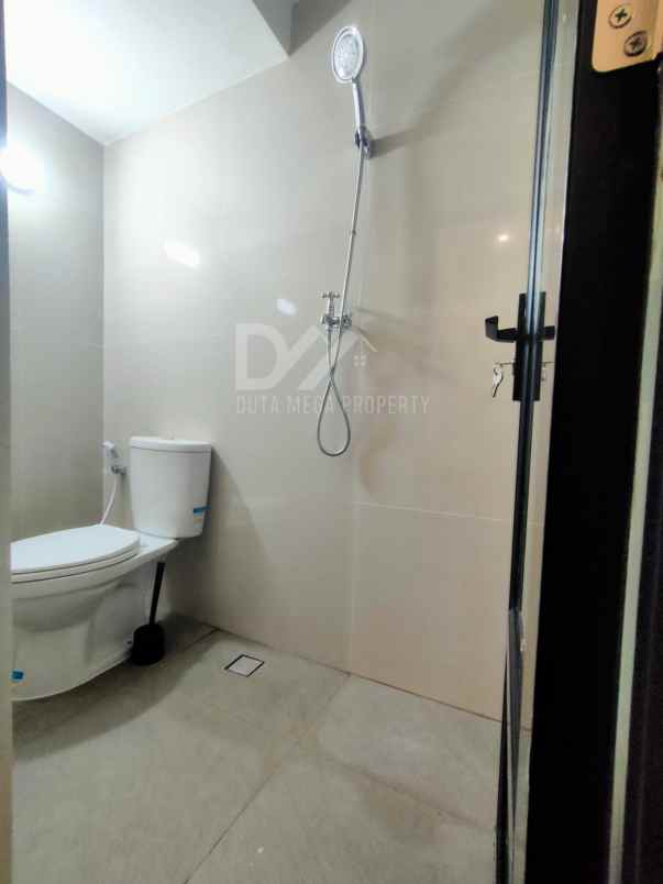 rumah cantik di graha bintaro