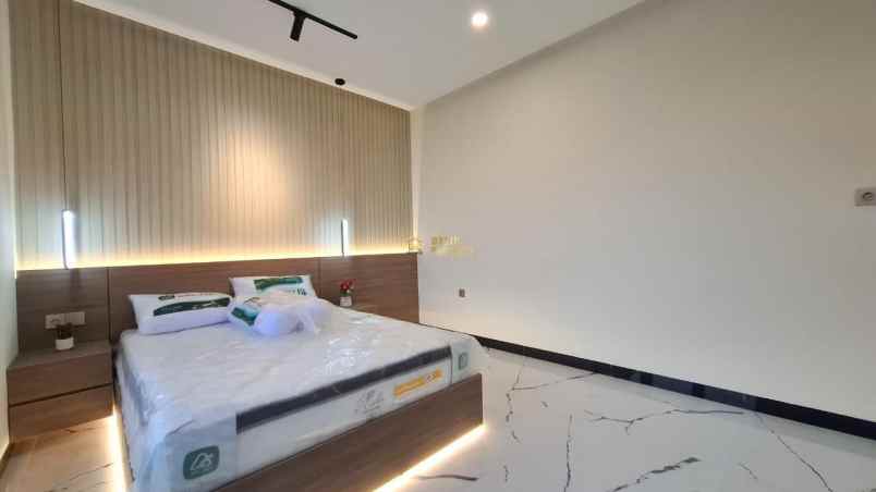 rumah cluster 2 lantai full furnished dekat kota jogja