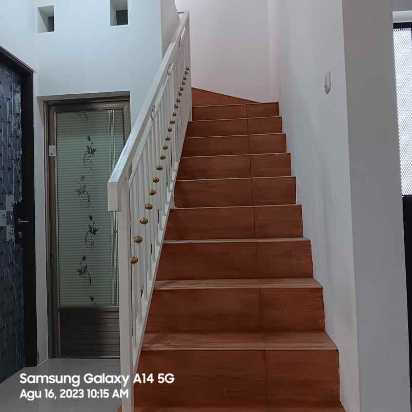 rumah cluster baru dekat ke cikunir dan pekayon bekasi