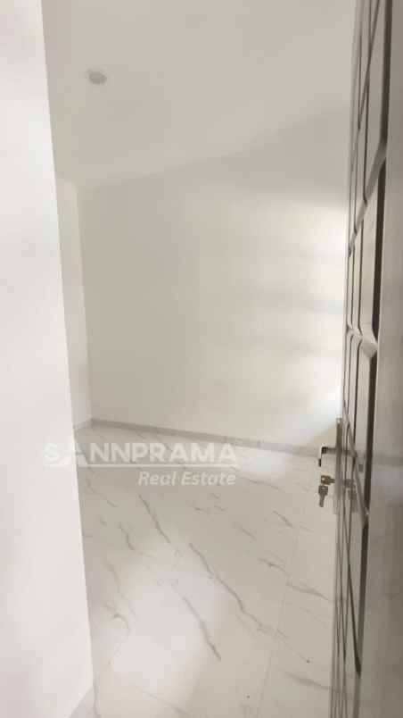 rumah cluster last unit siap huni tapos depok