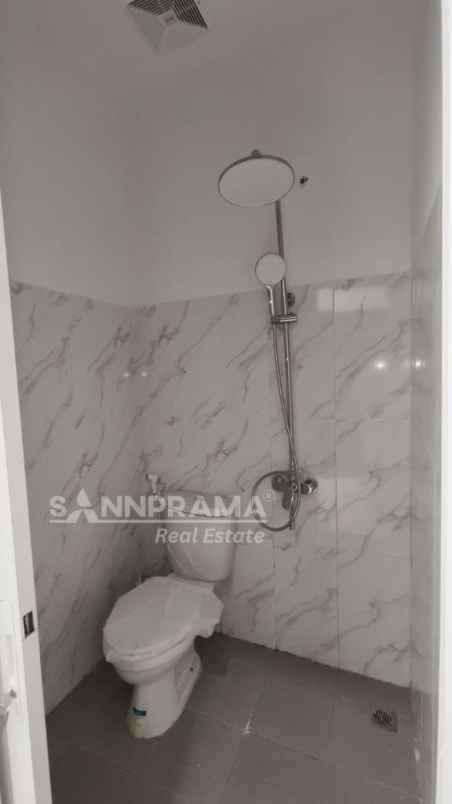 rumah cluster last unit siap huni tapos depok