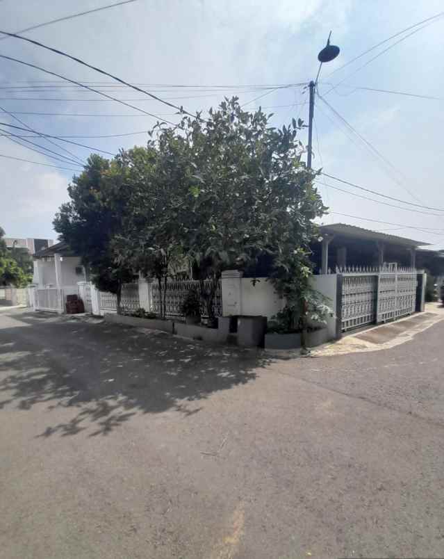 rumah dalam komplek di pulogebang jaktim