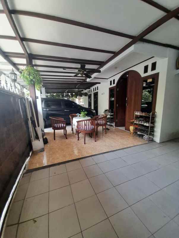 rumah dalam komplek di pulogebang jaktim