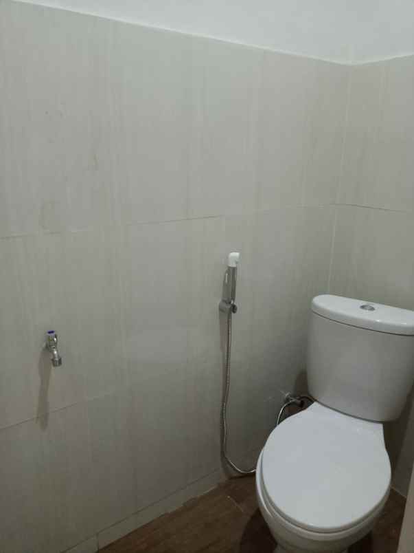 rumah dalam komplek paradise serpong city tangsel