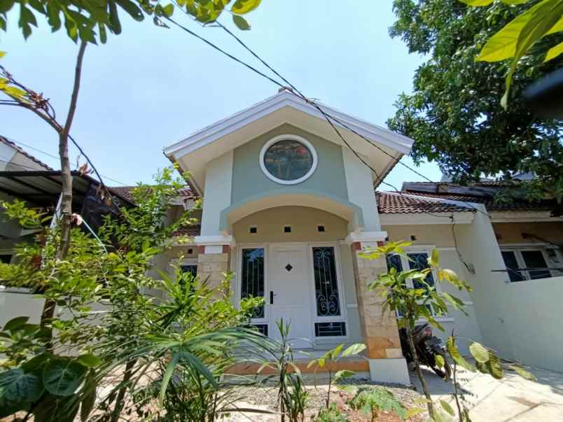 rumah dalam komplek paradise serpong city tangsel