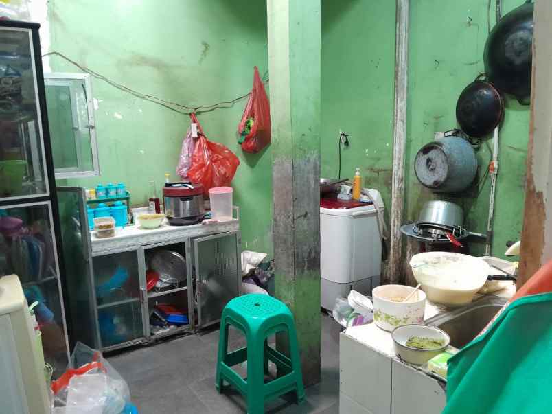 rumah di bawah pasaran di pusat kota serang