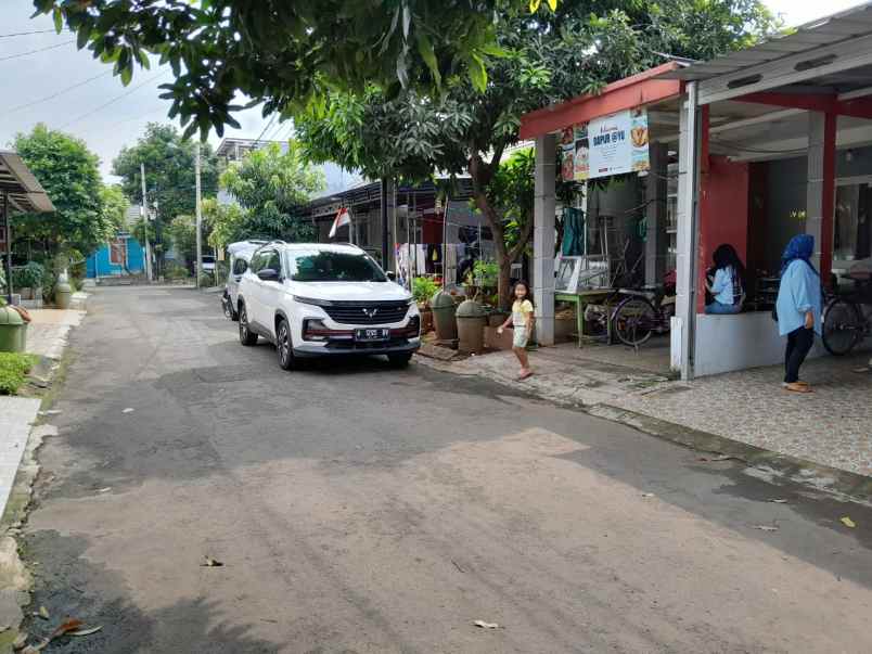 rumah di bawah pasaran di pusat kota serang