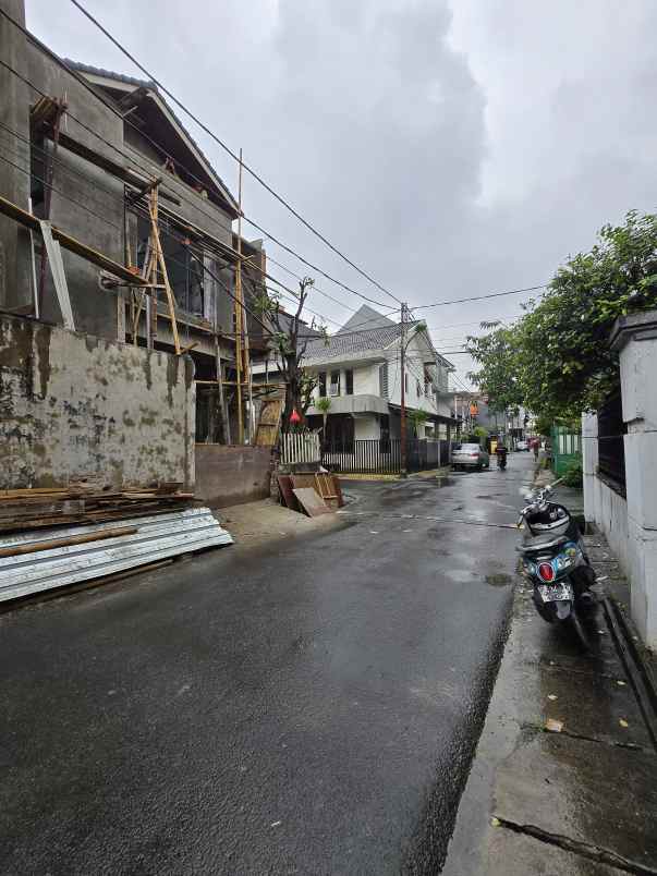 rumah dijual di komplek rawamangun jakarta timur