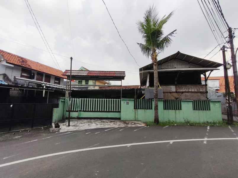 rumah dijual di petukangan selatan dekat rs petukangan