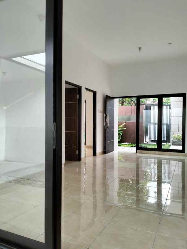 rumah dijual wiguna timur kondisi bagus terawat