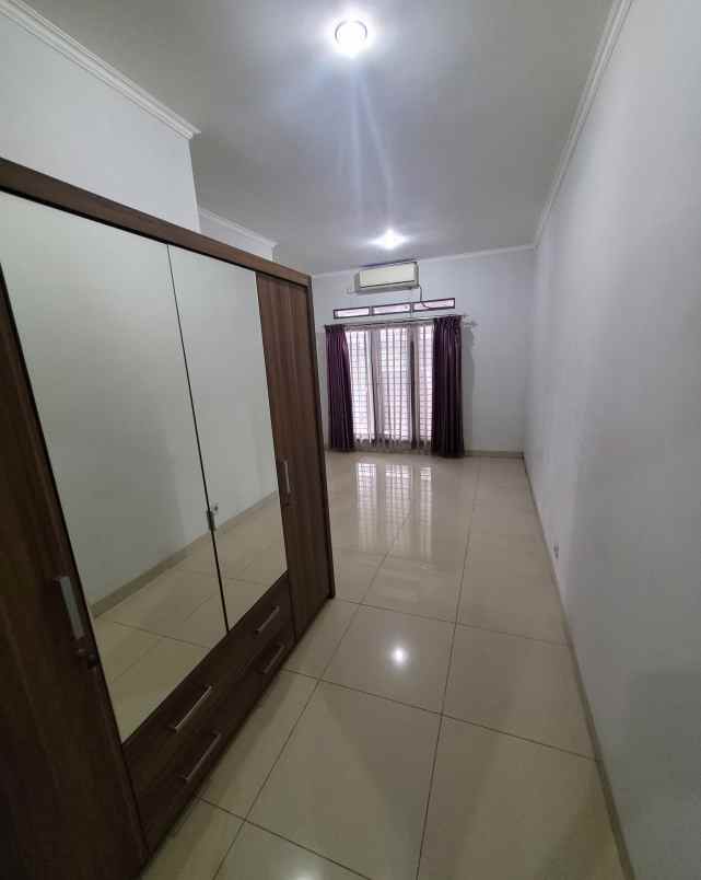 rumah gallery kawaluyaan soekarno hatta bandung