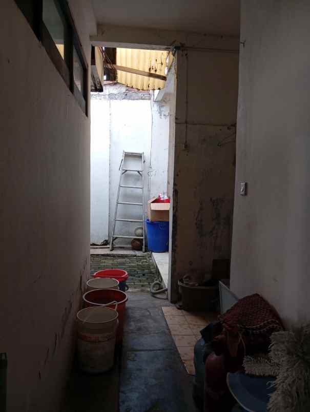 rumah gang cipedes bandung 10 menit mall pvj bandung