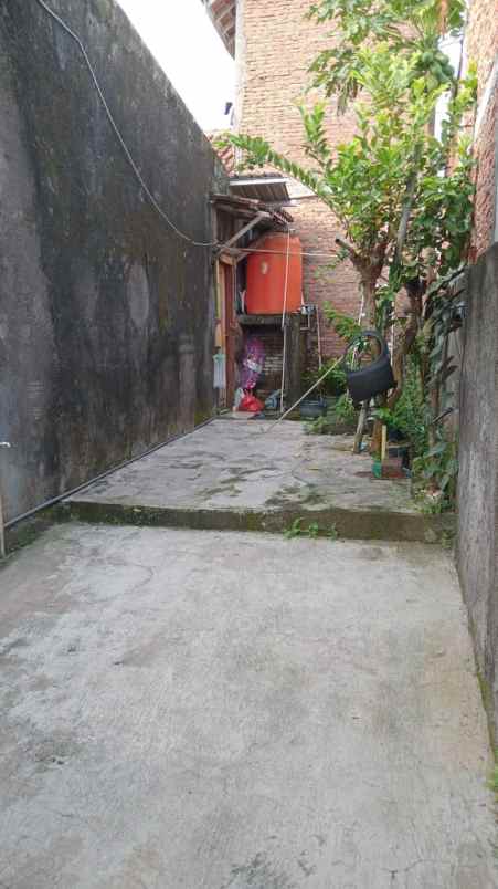rumah gedawang banyumanik semarang