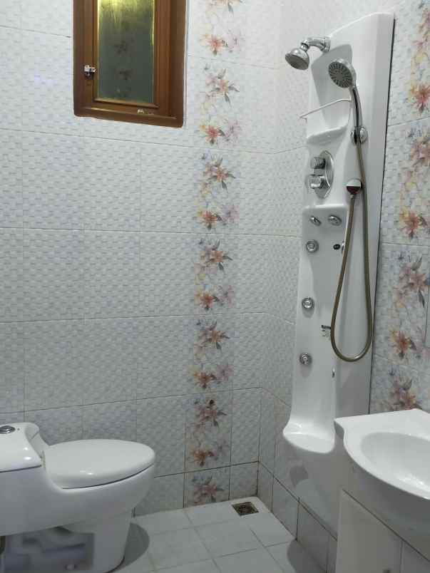 rumah grogol limo depok