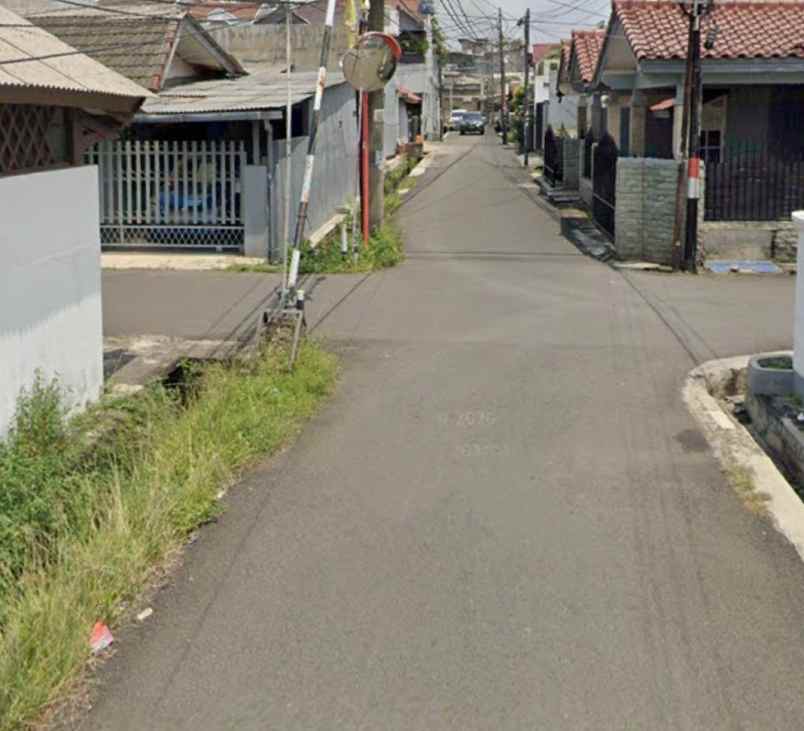 rumah hook anti banjir di komplek duren sawit baru