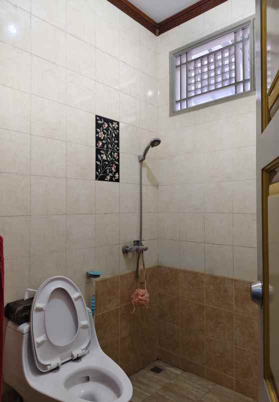 rumah hook siap huni di duren sawit jakarta timur