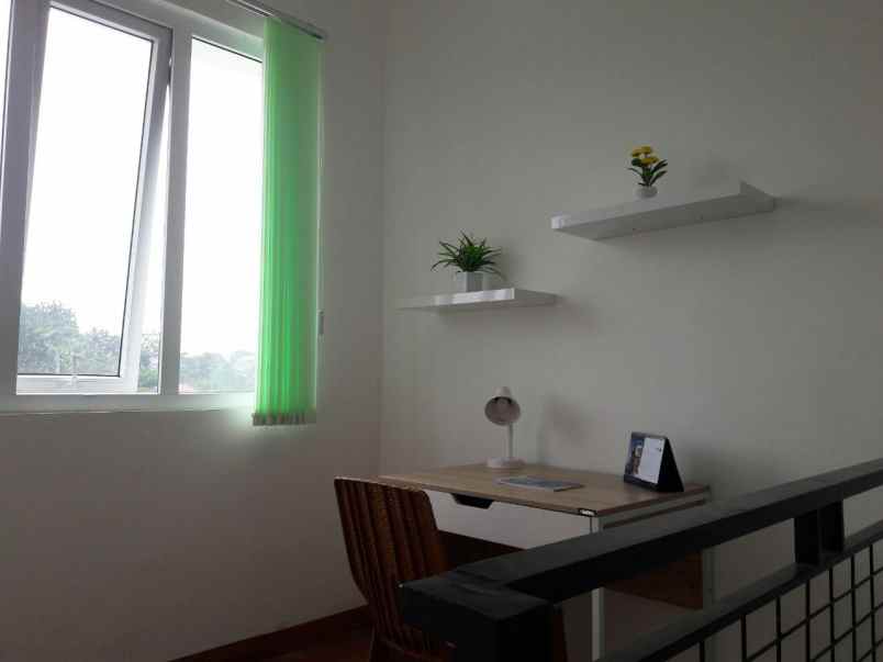 rumah jl bojong jengkol cilebut